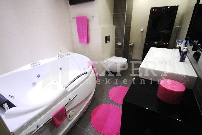 četvorosoban stan, 186 m2, Medijana, Cara Dušana ID: p-0682 22