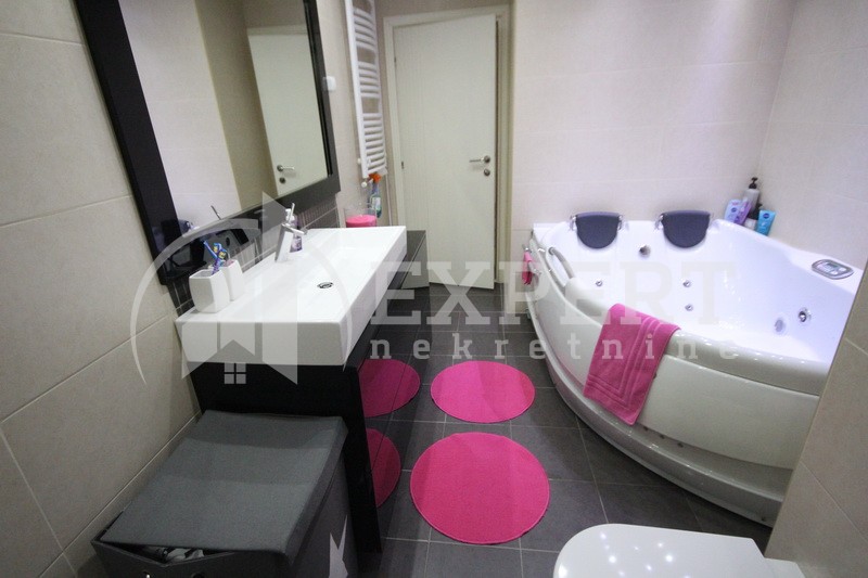 četvorosoban stan, 186 m2, Medijana, Cara Dušana ID: p-0682 23