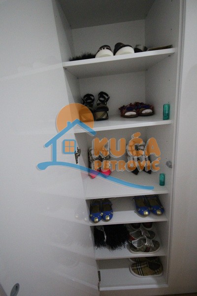 četvorosoban stan, 186 m2, Medijana, Cara Dušana ID: p-0682 13