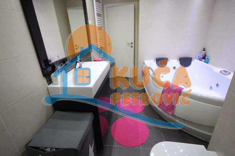 četvorosoban stan, 186 m2, Medijana, Cara Dušana ID: p-0682 16