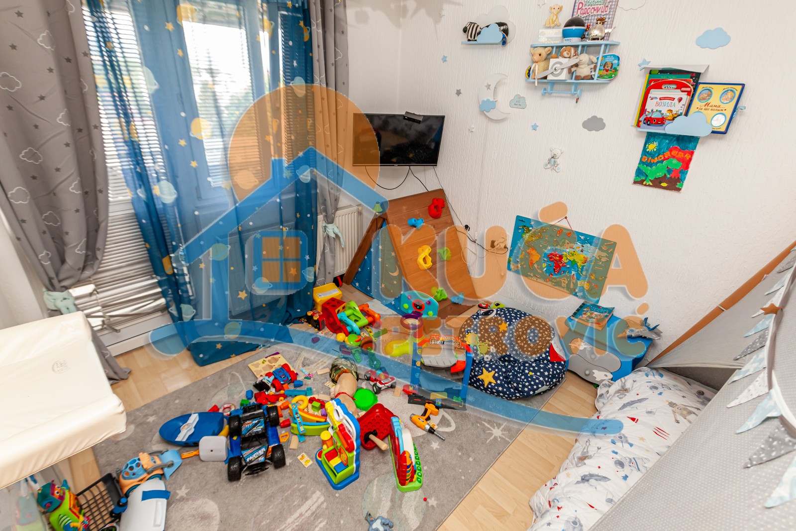 četvorosoban stan, 200 m2, Bulevar Nemanjića, Bulevar Nemanjića ID: p-08729 6