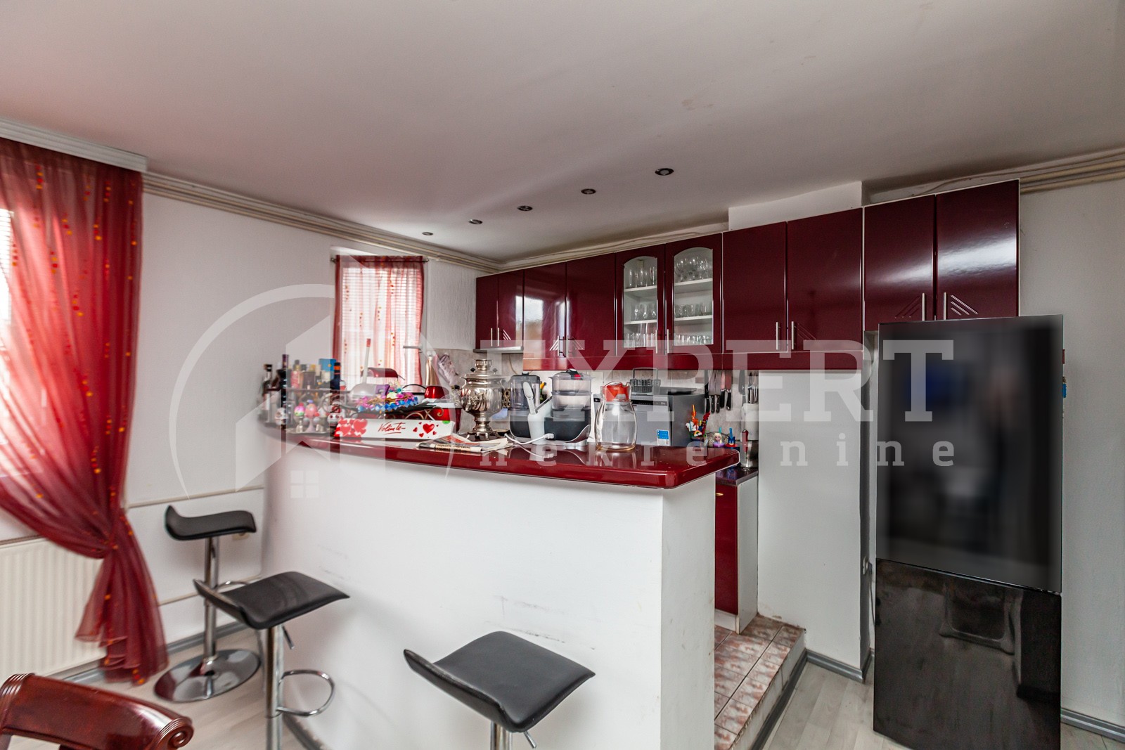 četvorosoban stan, 200 m2, Bulevar Nemanjića, Bulevar Nemanjića ID: p-08729 11