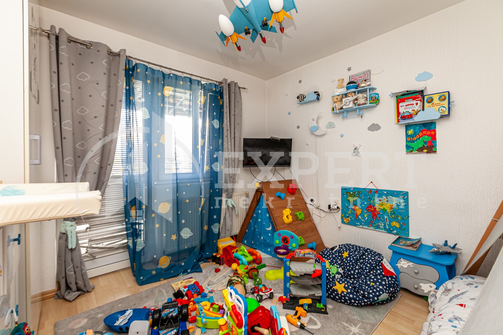 četvorosoban stan, 200 m2, Bulevar Nemanjića, Bulevar Nemanjića ID: p-08729 7