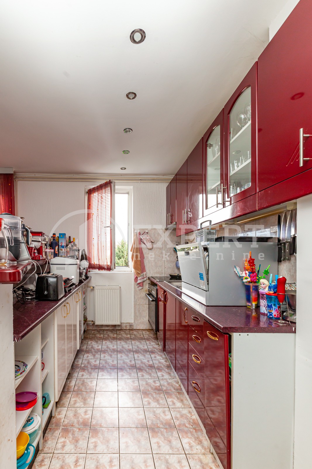 četvorosoban stan, 200 m2, Bulevar Nemanjića, Bulevar Nemanjića ID: p-08729 9