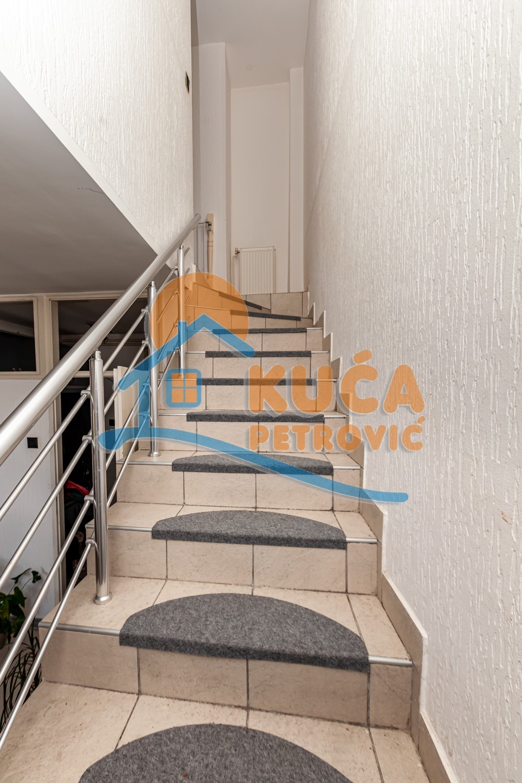 četvorosoban stan, 200 m2, Bulevar Nemanjića, Bulevar Nemanjića ID: p-08729 19