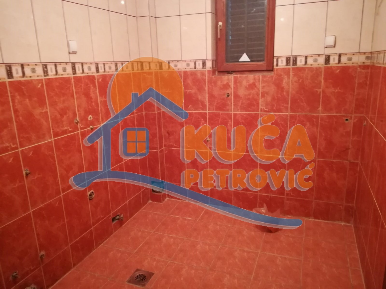 četvorosoban stan, 210 m2, Ćalije, Bagremova ID: i-03660 12