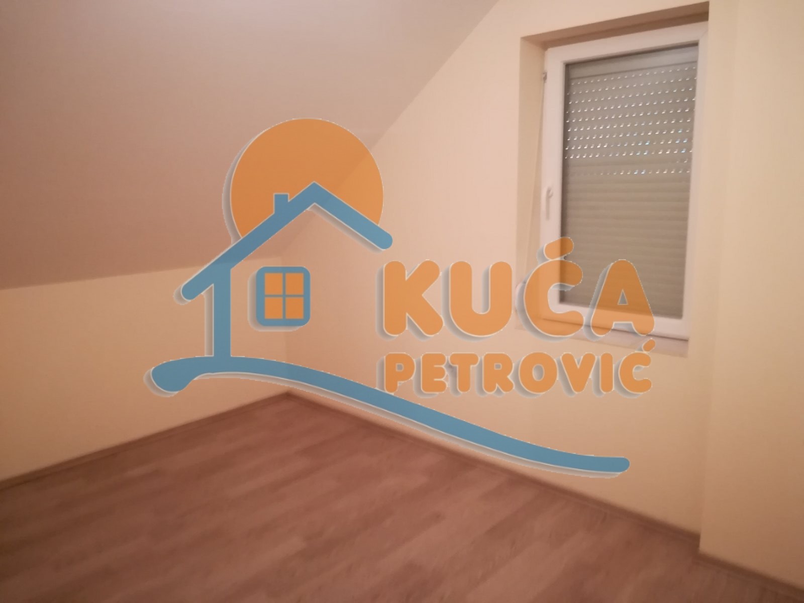 četvorosoban stan, 210 m2, Ćalije, Bagremova ID: i-03660 14