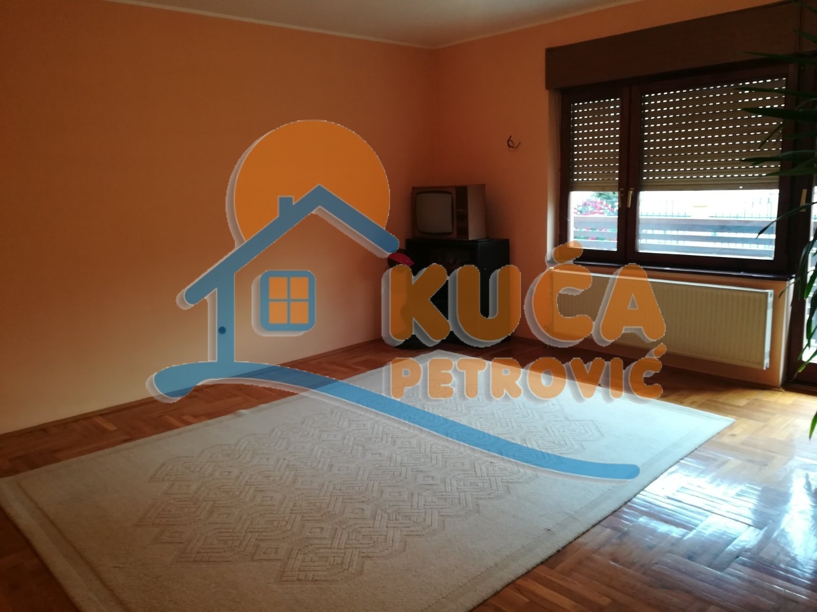 četvorosoban stan, 210 m2, Ćalije, Bagremova ID: i-03660 21