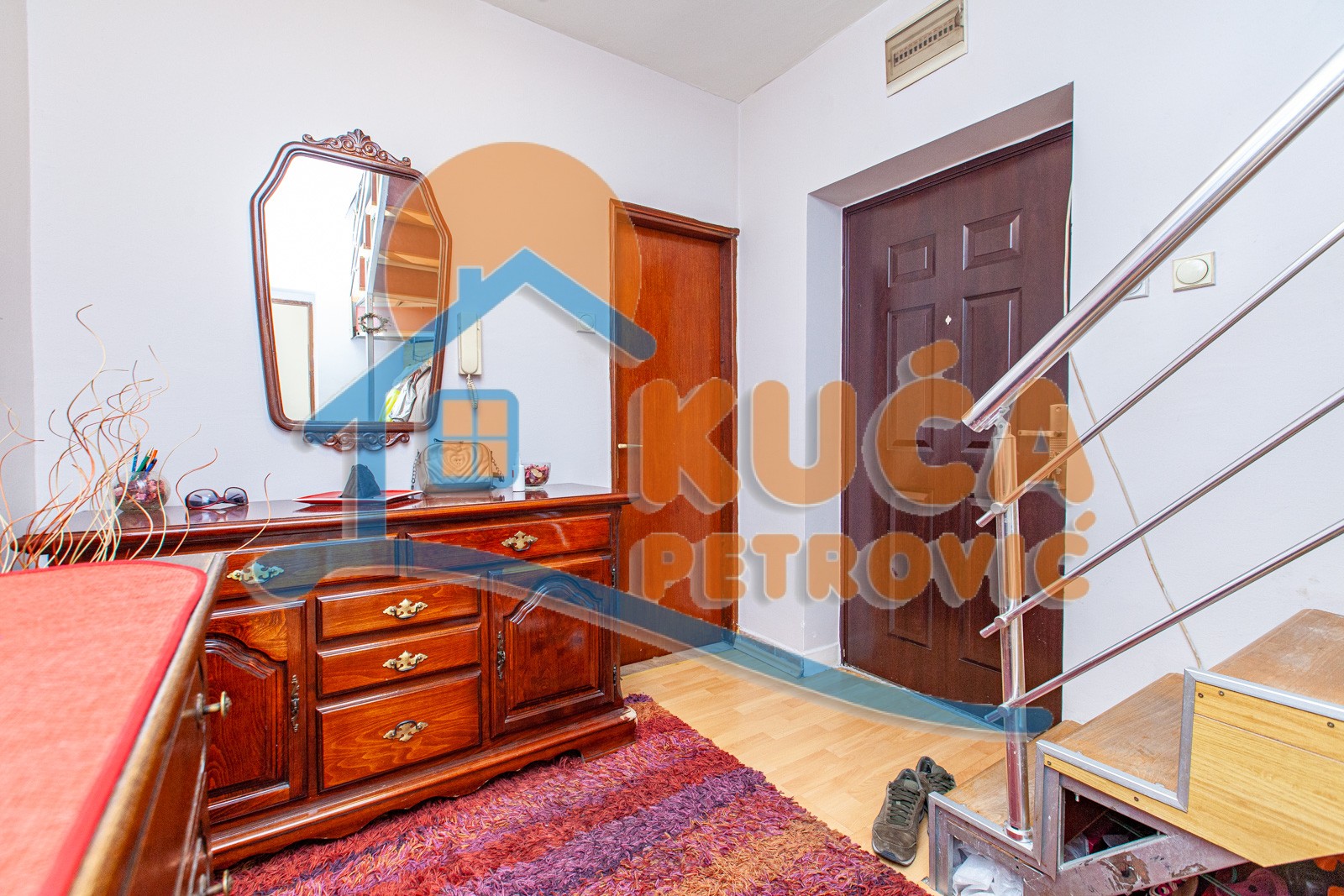 četvorosoban stan, 86 m2, Ćele kula, Bulevar dr Zorana ID: p-02910 3