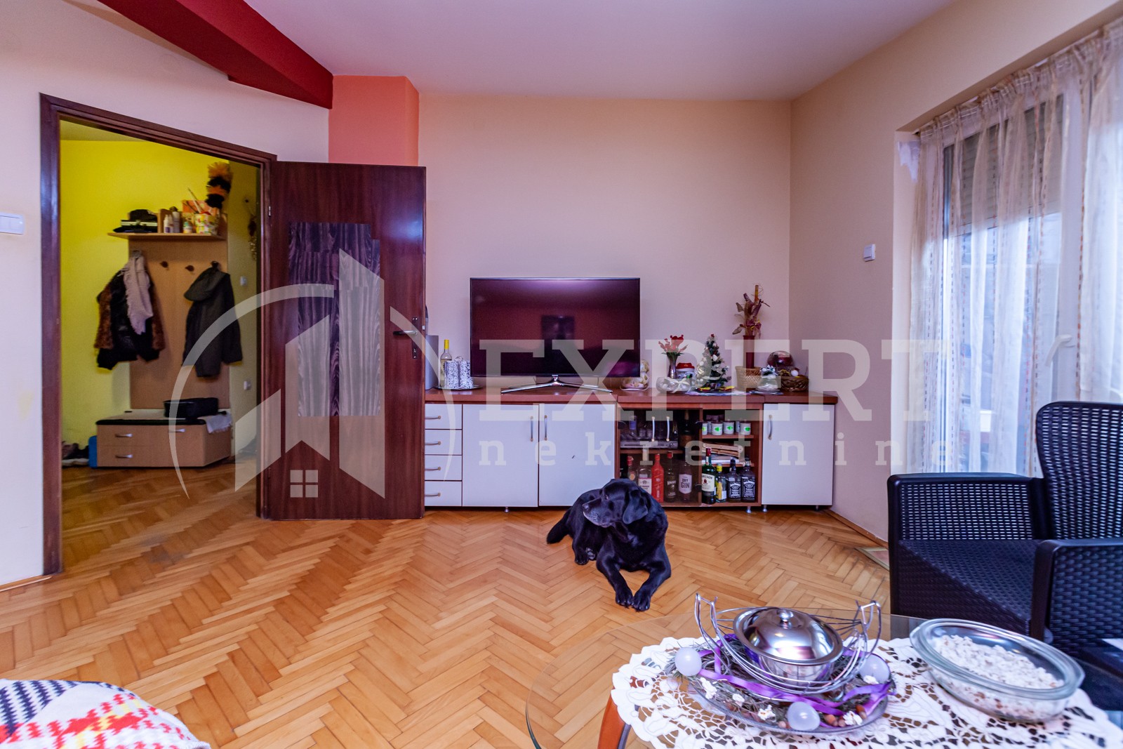 četvorosoban stan, 86 m2, Dom zdravlja, Vojvode Tankosića ID: p-07561 2