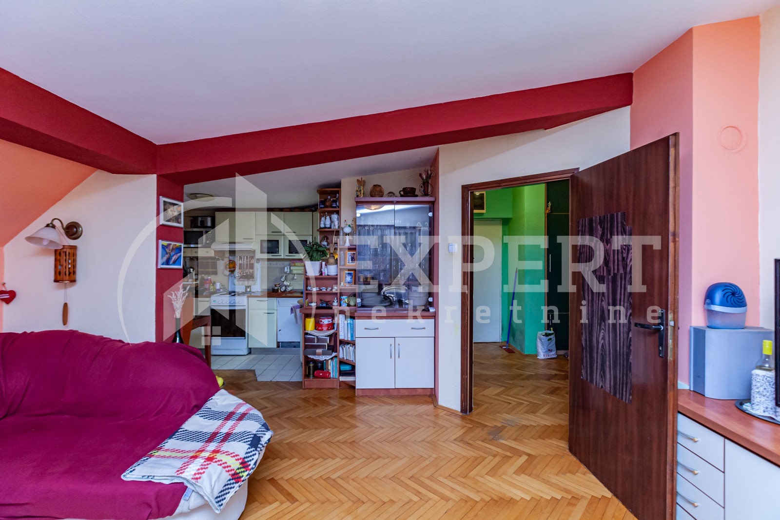 četvorosoban stan, 86 m2, Dom zdravlja, Vojvode Tankosića ID: p-07561 4