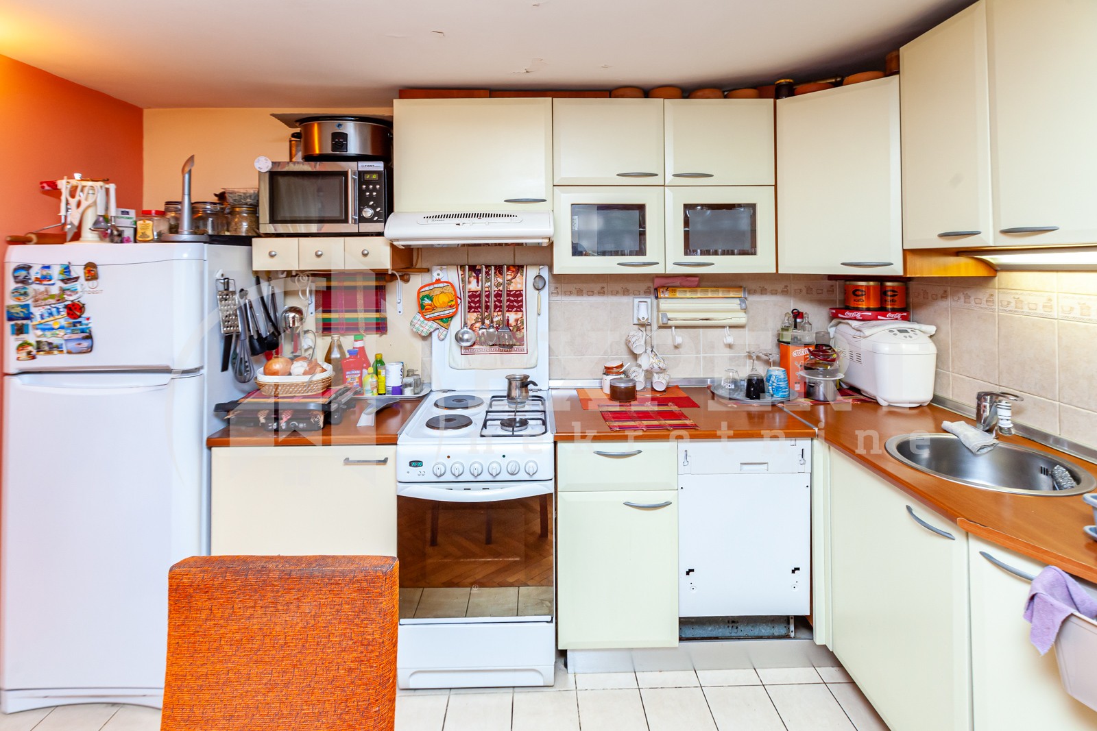 četvorosoban stan, 86 m2, Dom zdravlja, Vojvode Tankosića ID: p-07561 6