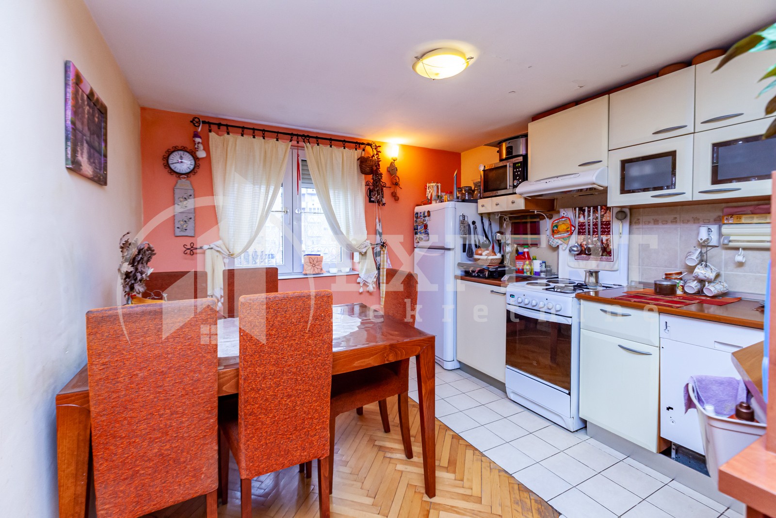 četvorosoban stan, 86 m2, Dom zdravlja, Vojvode Tankosića ID: p-07561 7