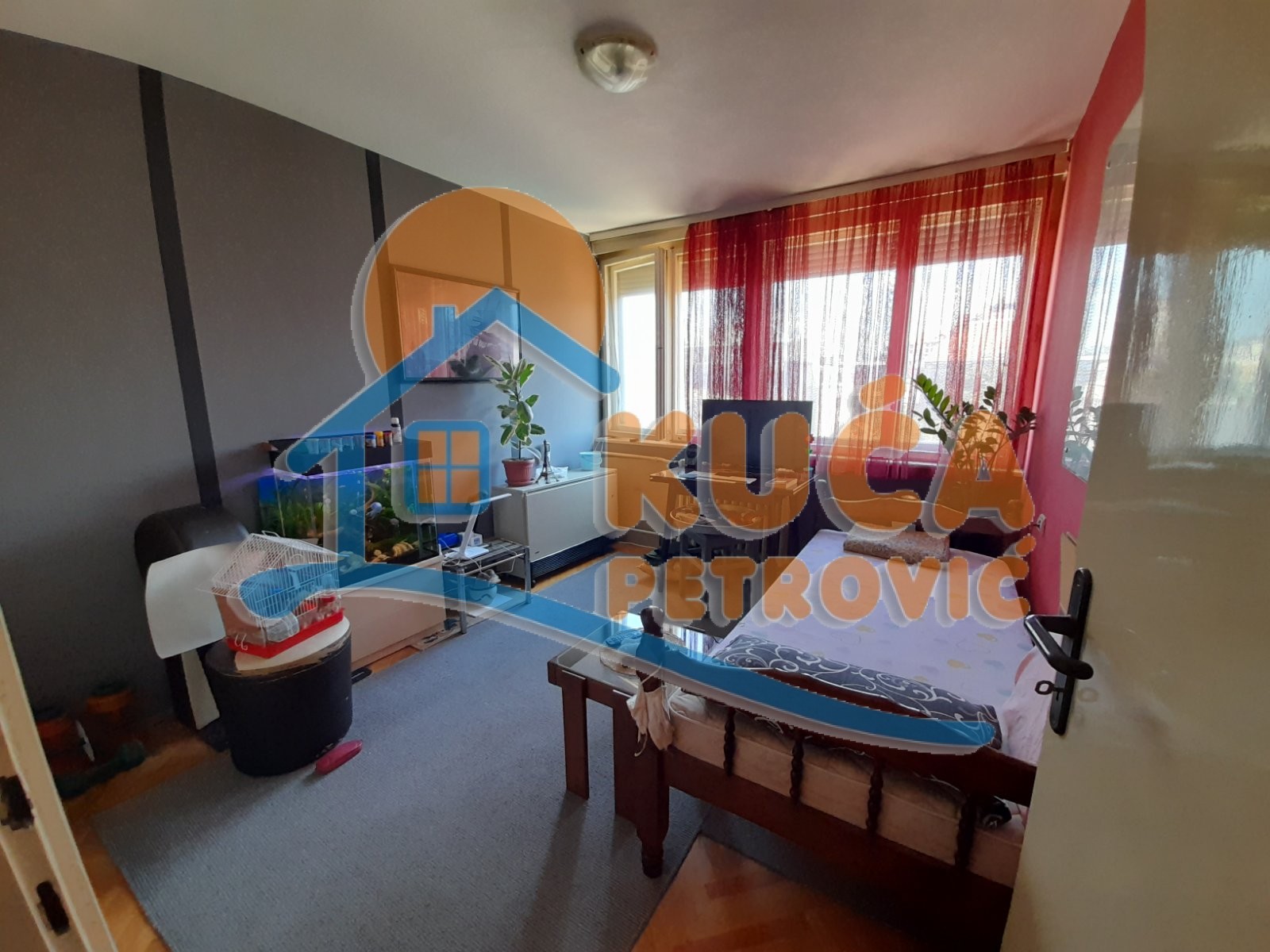 četvorosoban stan, 92 m2, Centar, Cara Dušana ID: p-06367 8