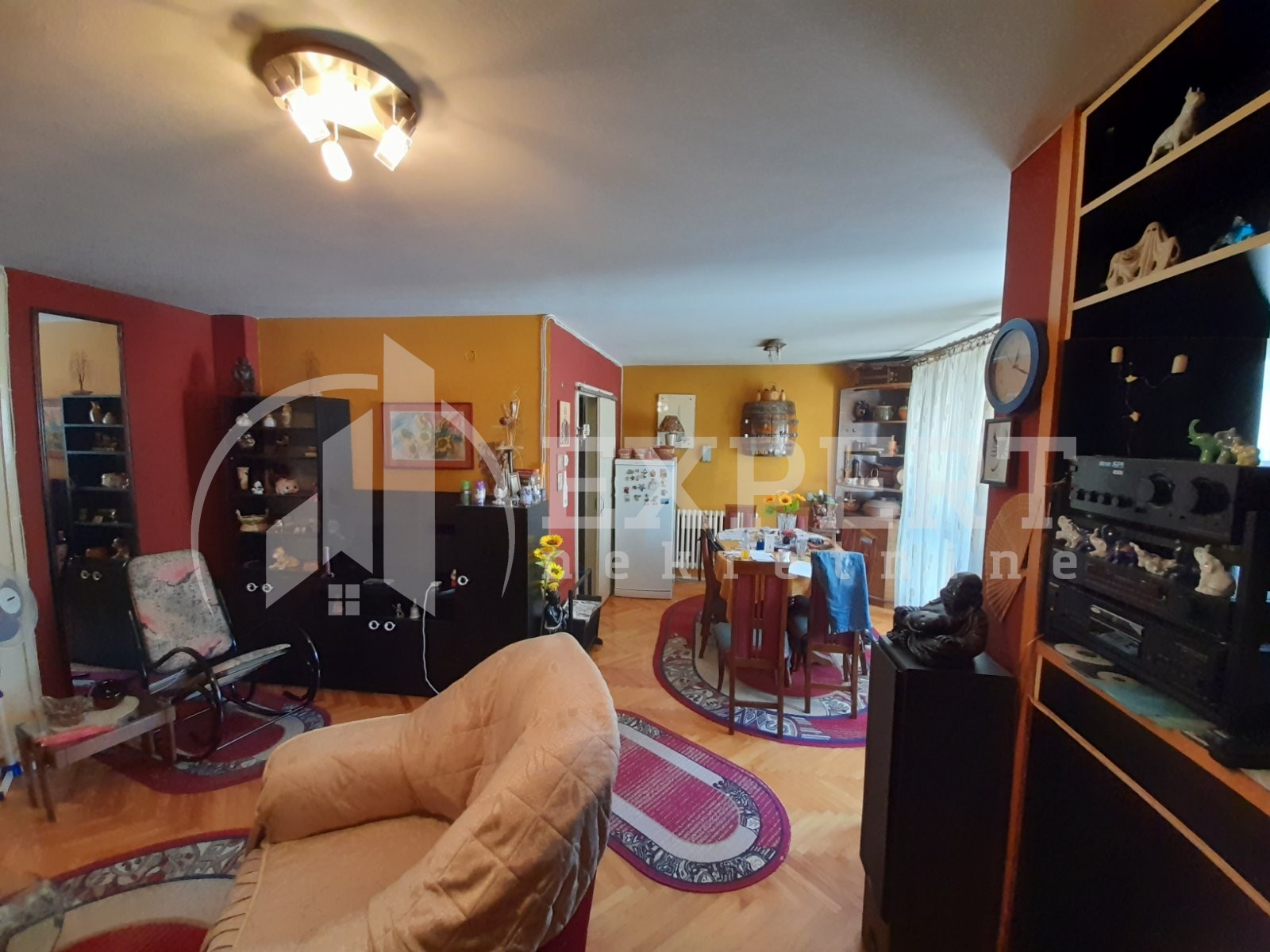 četvorosoban stan, 92 m2, Centar, Cara Dušana ID: p-06367 3