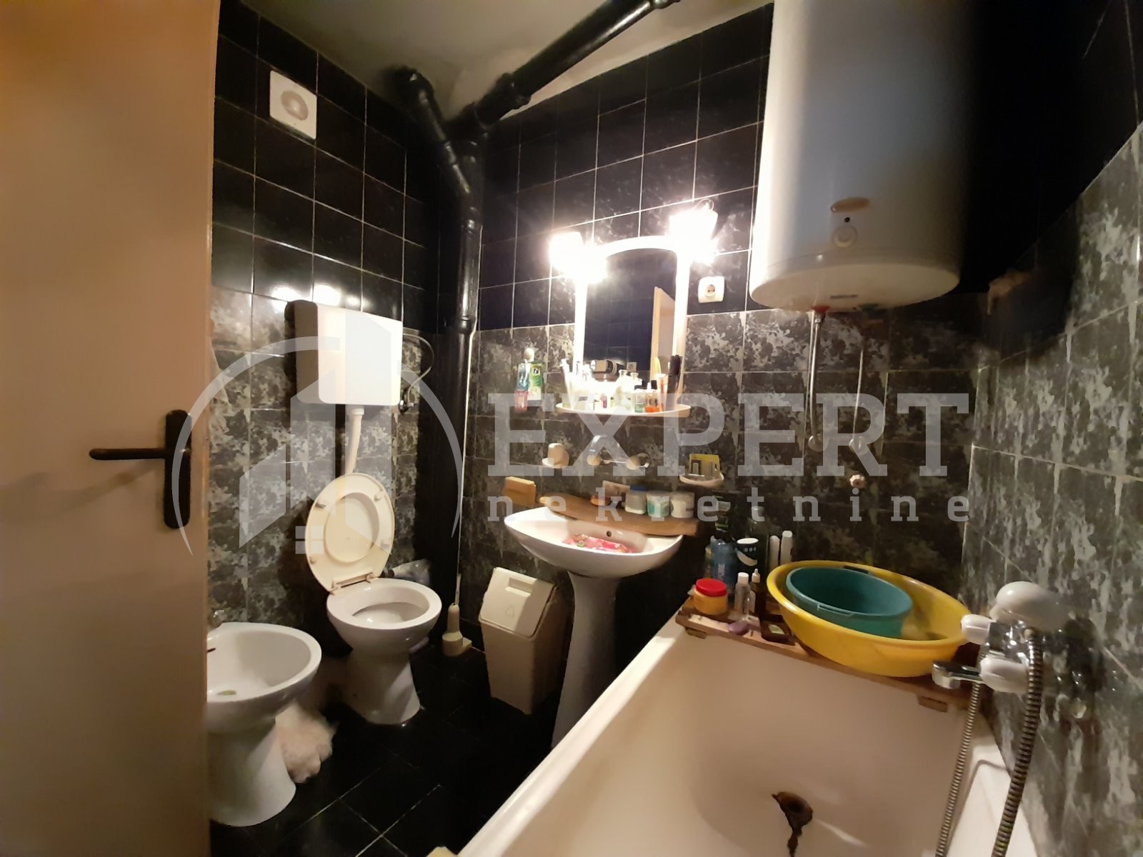 četvorosoban stan, 92 m2, Centar, Cara Dušana ID: p-06367 11