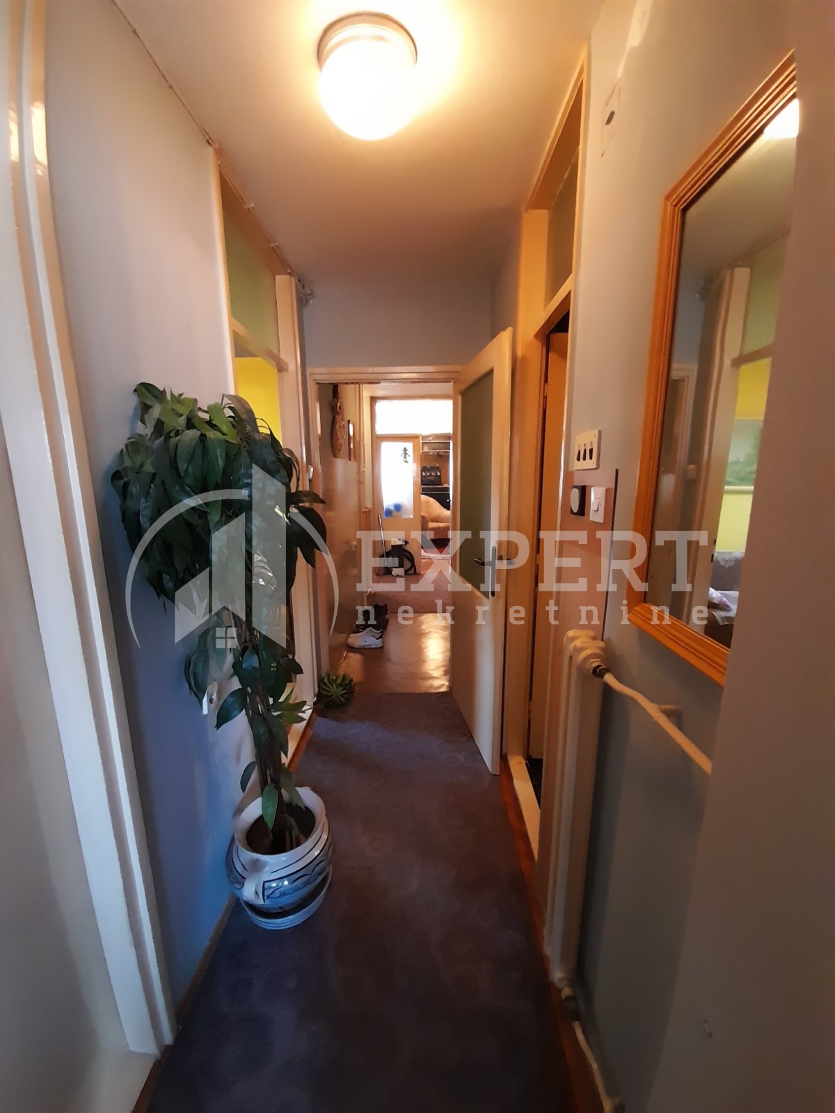 četvorosoban stan, 92 m2, Centar, Cara Dušana ID: p-06367 6