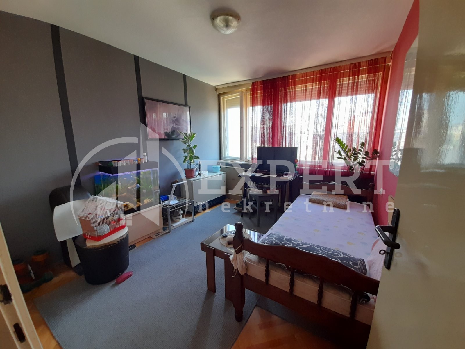 četvorosoban stan, 92 m2, Centar, Cara Dušana ID: p-06367 8