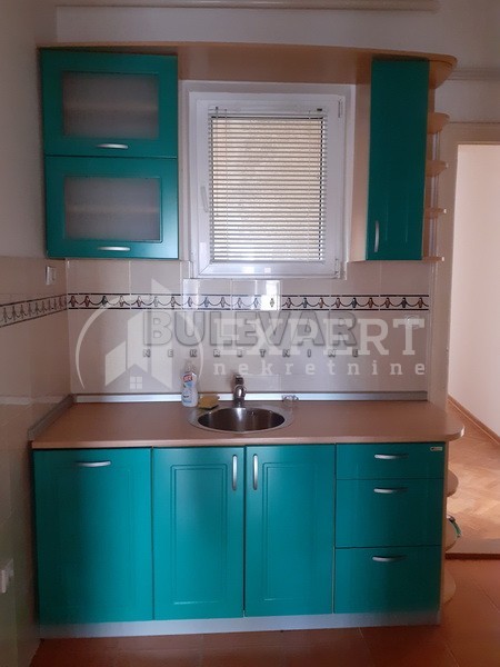 četvorosoban stan, 92 m2, Centar, Obrenovićeva ID: i-09939 4