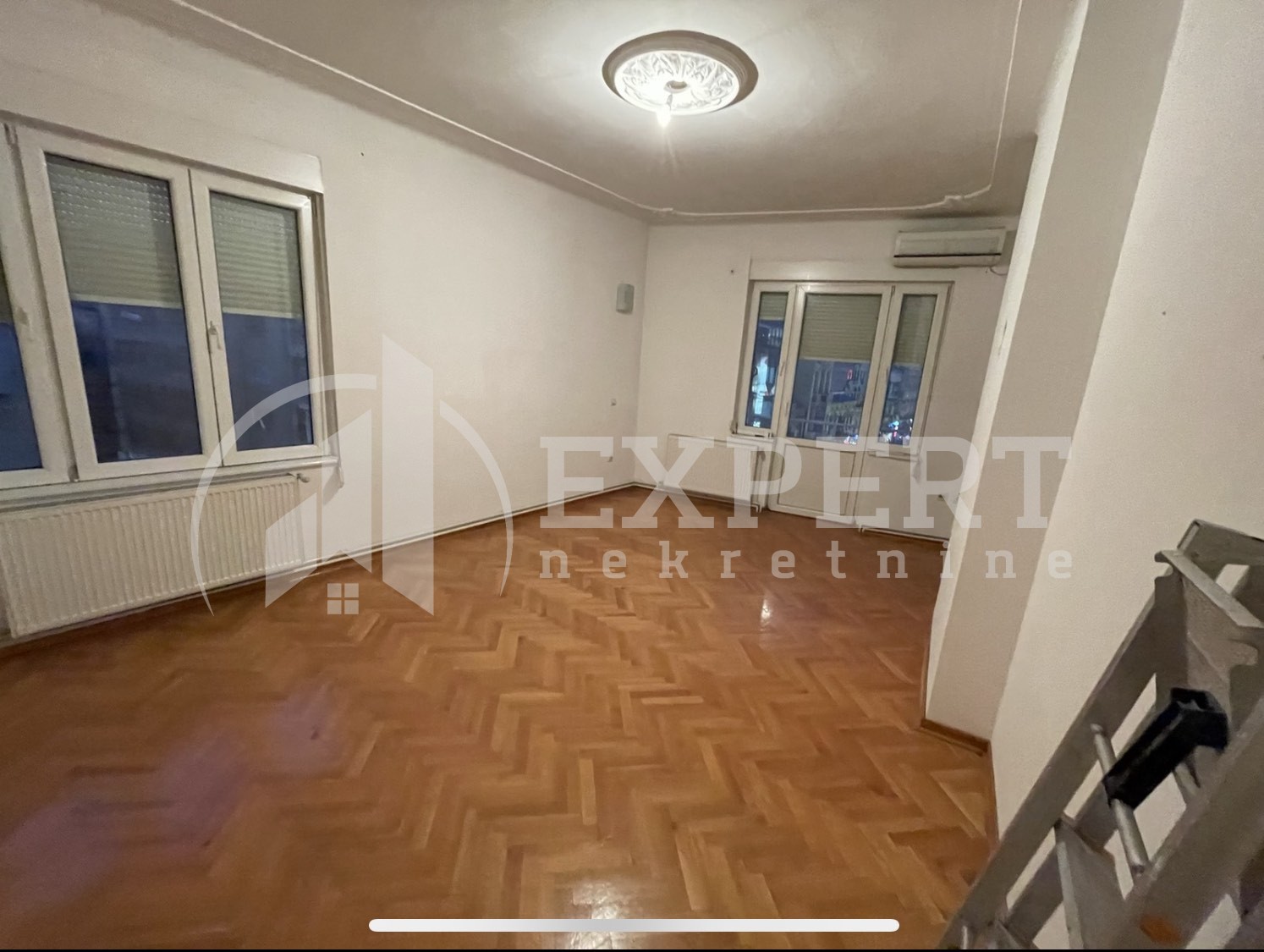 četvorosoban stan, 92 m2, Centar, Obrenovićeva ID: i-09939 6