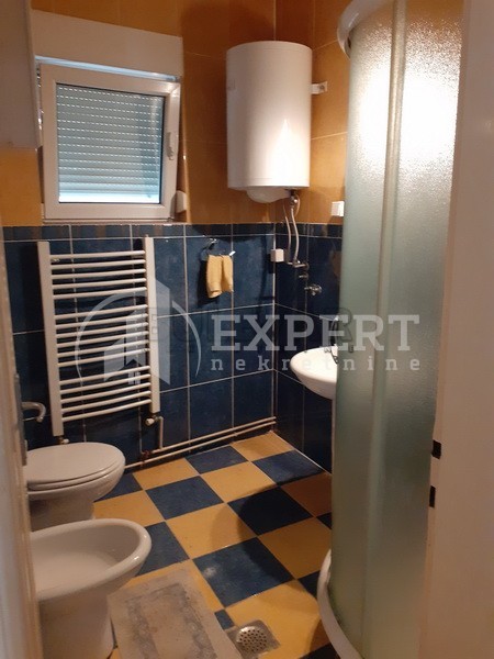 četvorosoban stan, 92 m2, Centar, Obrenovićeva ID: i-09939 9