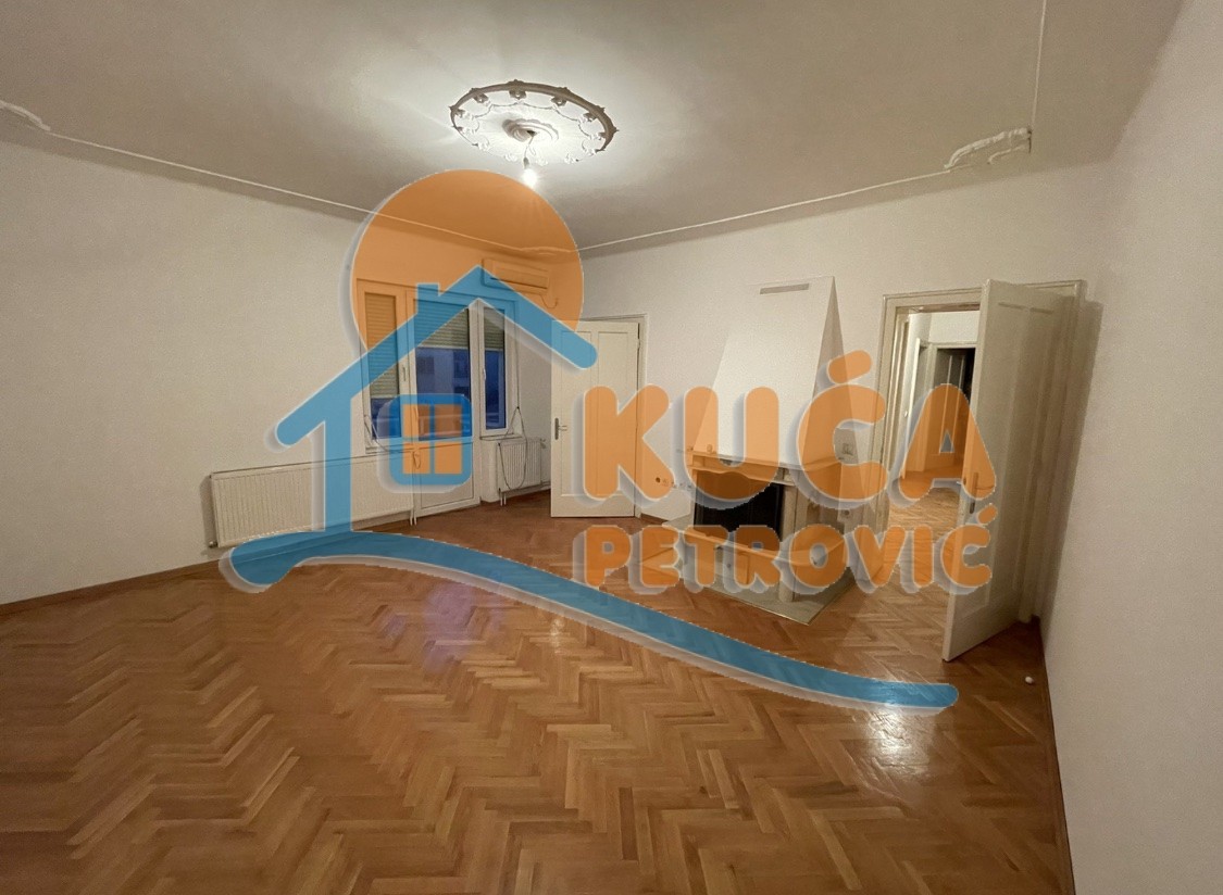 četvorosoban stan, 92 m2, Centar, Obrenovićeva ID: i-09939 2