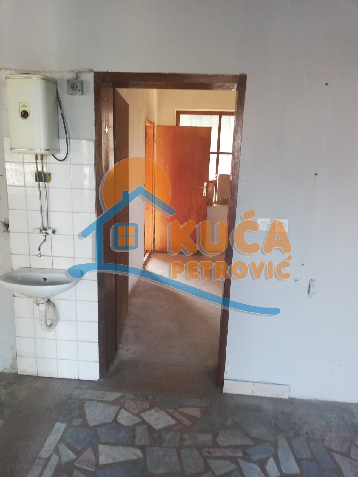 četvorosobna kuća, 126 m2, Grejač, Vuka Karadžića ID: p-03788 9