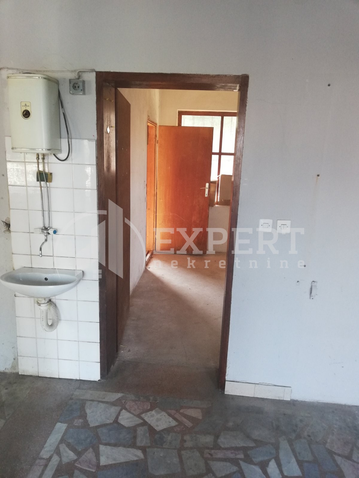 četvorosobna kuća, 126 m2, Grejač, Vuka Karadžića ID: p-03788 7