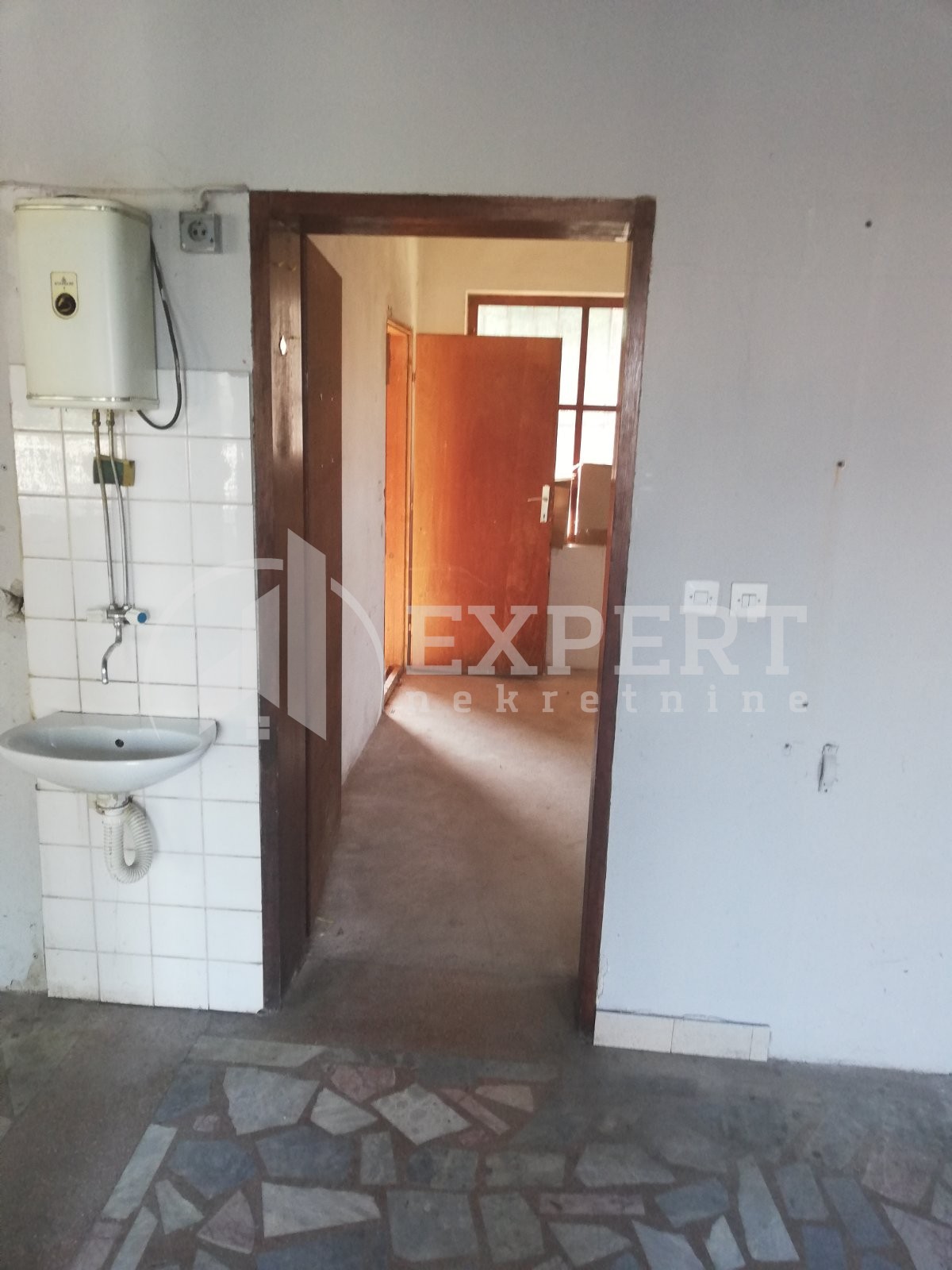 četvorosobna kuća, 126 m2, Grejač, Vuka Karadžića ID: p-03788 9