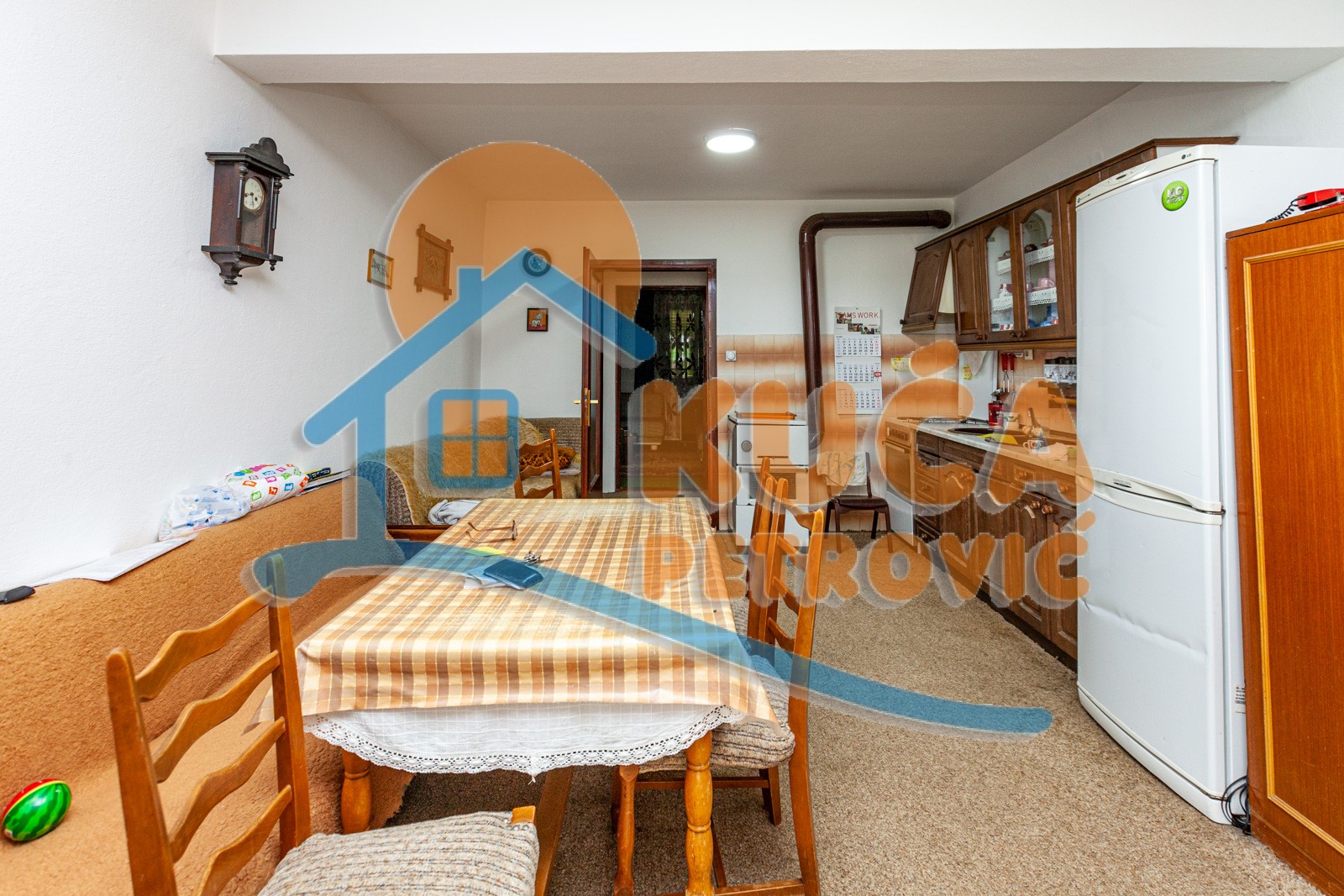 četvorosobna kuća, 146 m2, Mramorsko Brdo ID: p-03786 15