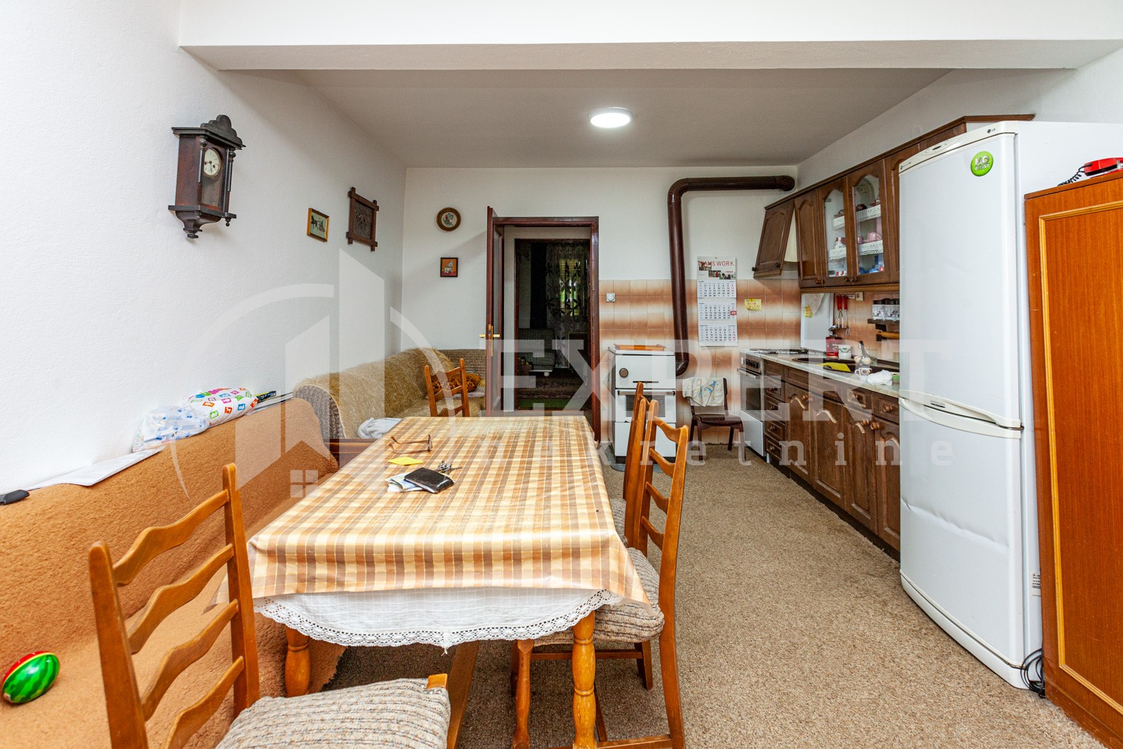 četvorosobna kuća, 146 m2, Mramorsko Brdo ID: p-03786 15