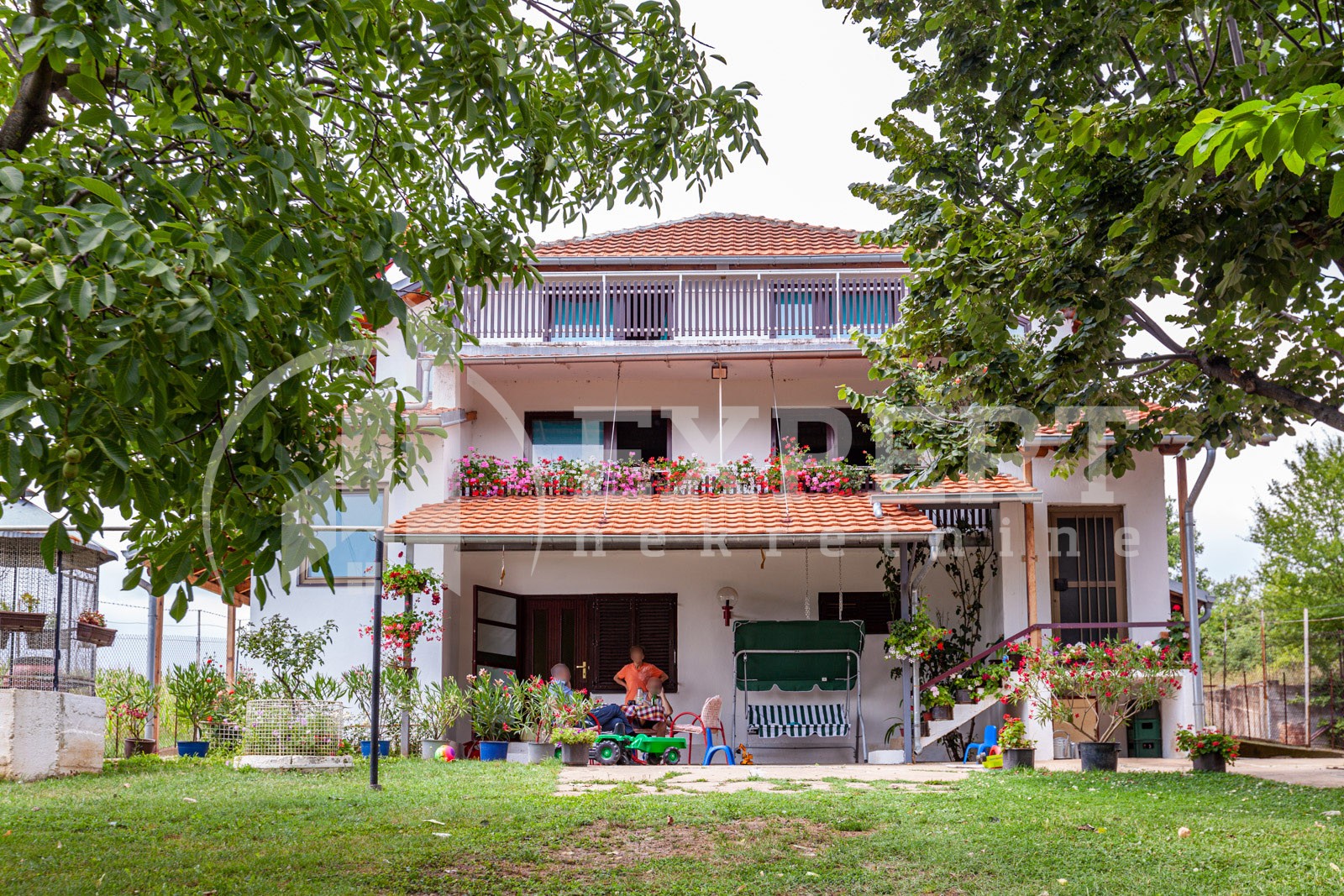 četvorosobna kuća, 146 m2, Mramorsko Brdo ID: p-03786 1