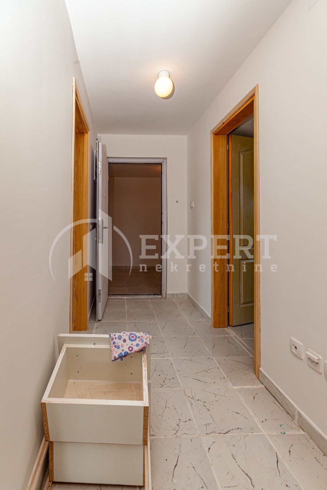 četvorosobna kuća, 170 m2, Crveni krst, Berčinac ID: p-03891 25