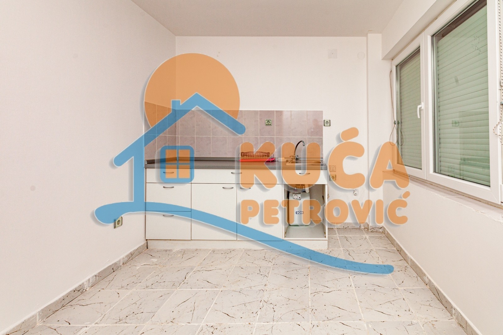 četvorosobna kuća, 170 m2, Crveni krst, Berčinac ID: p-03891 19