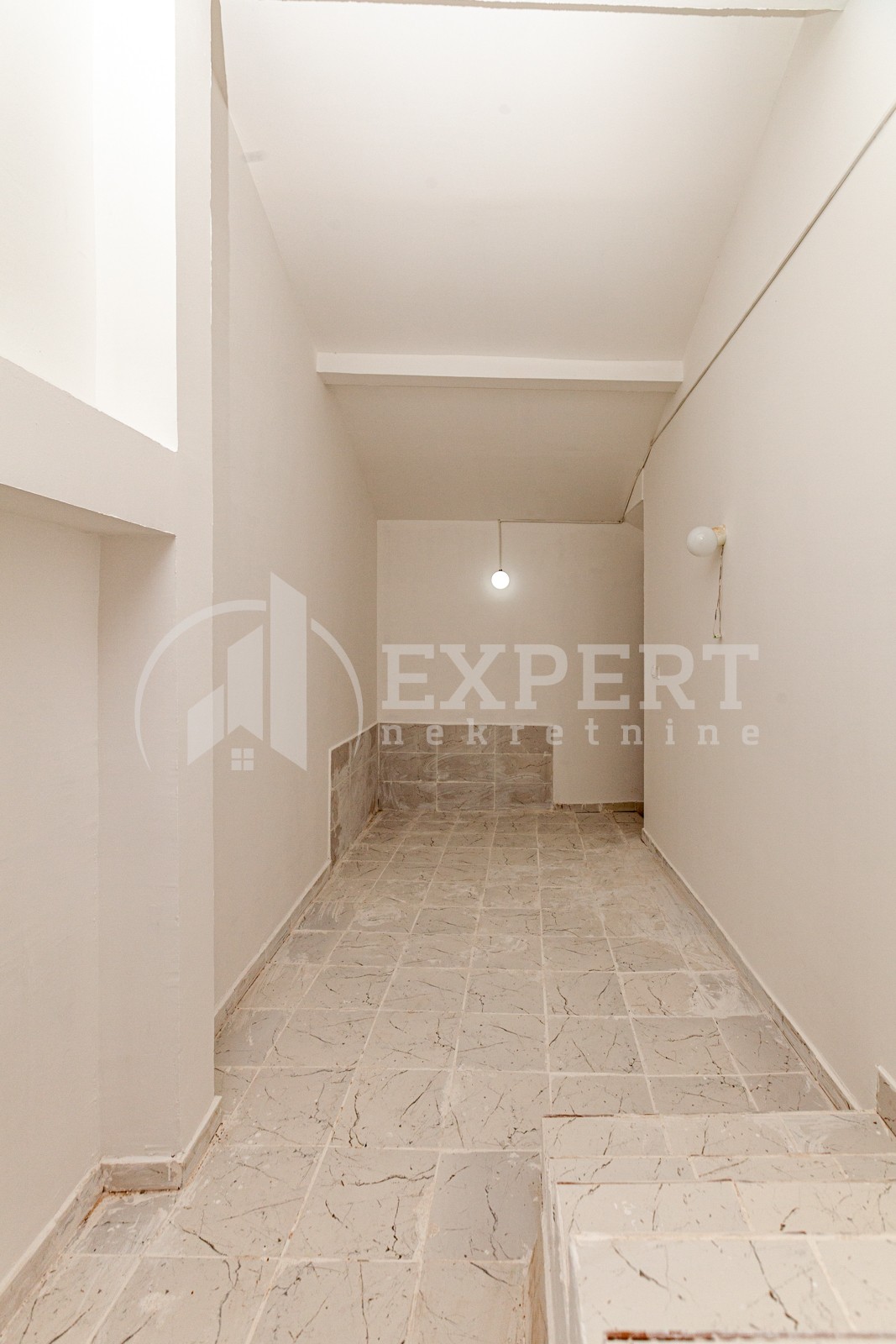 četvorosobna kuća, 170 m2, Crveni krst, Berčinac ID: p-03891 16