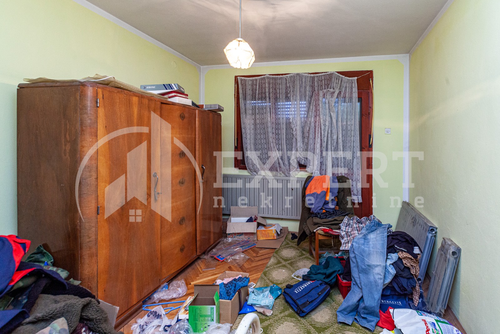 četvorosobna kuća, 170 m2, Gornji Komren, 8. mart ID: p-06258 13