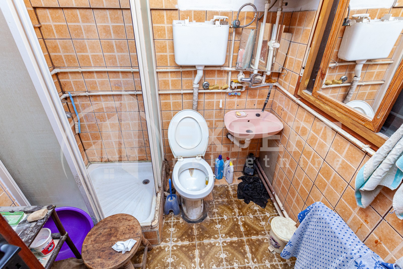 četvorosobna kuća, 170 m2, Gornji Komren, 8. mart ID: p-06258 8