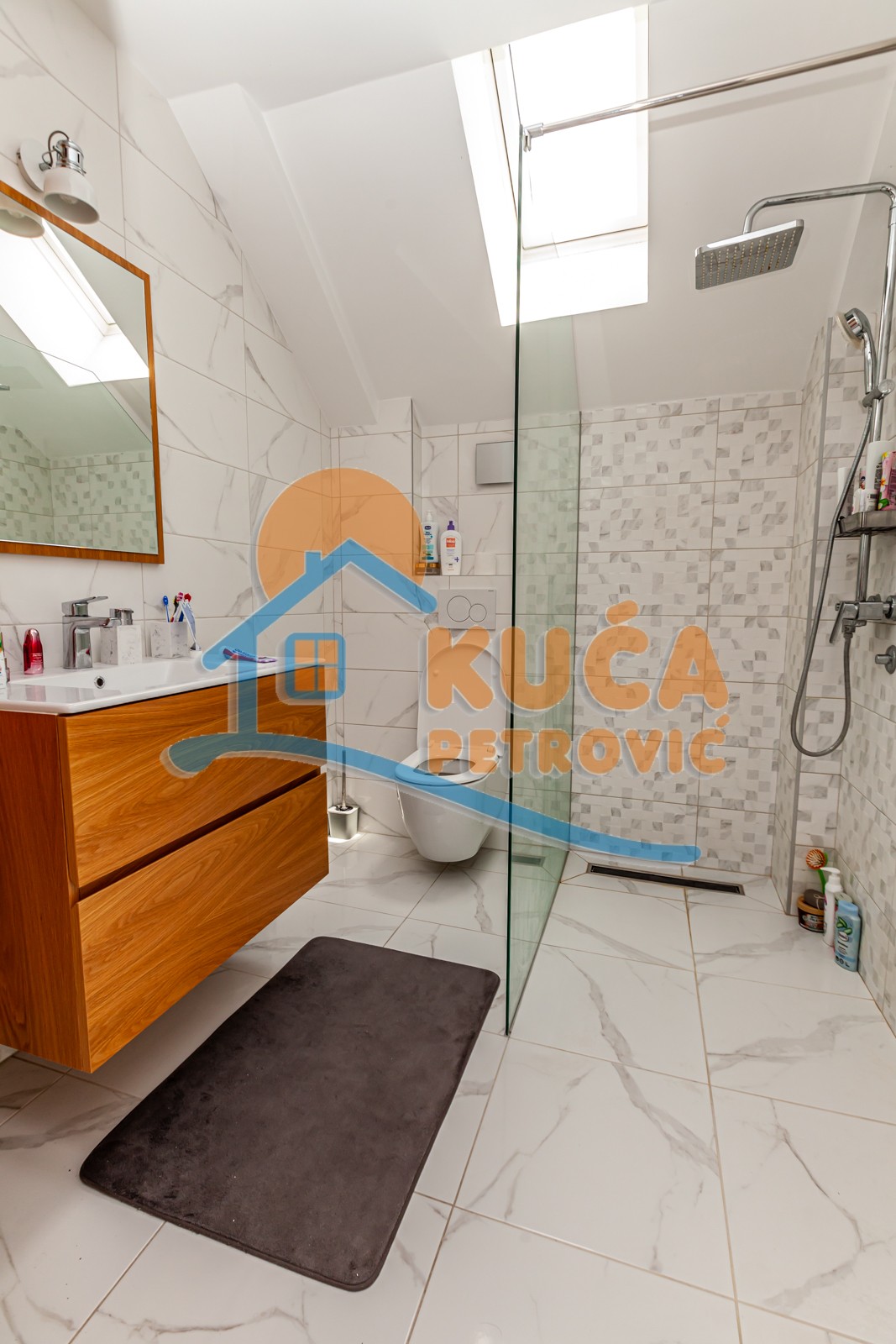 četvorosobna kuća, 175 m2, Pantelej, Studenička ID: p-08763 10