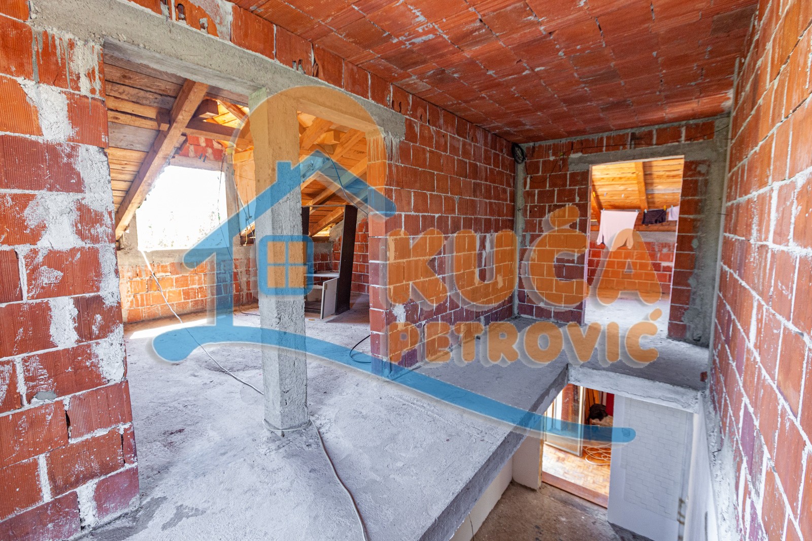 četvorosobna kuća, 180 m2, Malča, Malča ID: p-06471 11