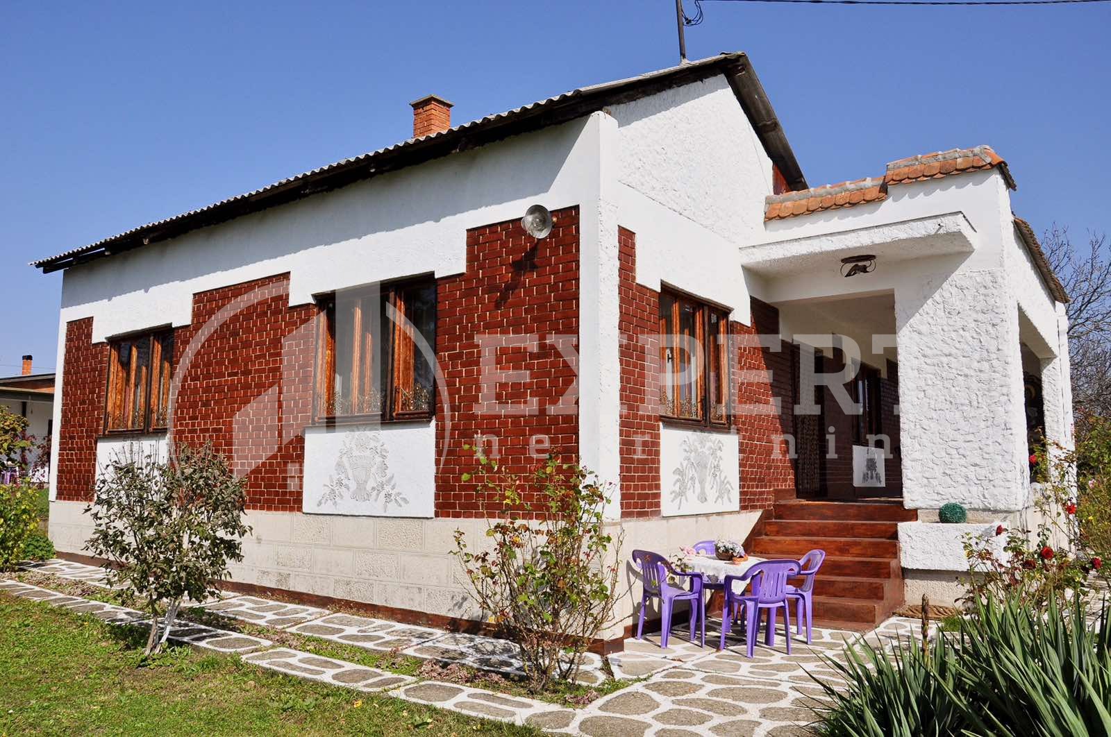 četvorosobna kuća, 180 m2, Moravac, Moravac ID: p-010247 3