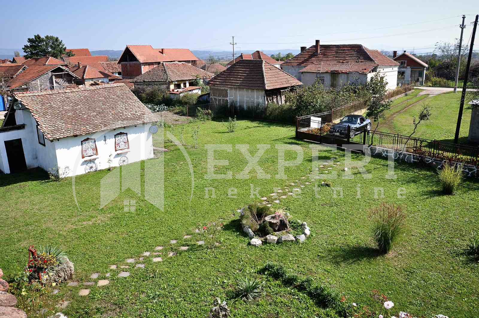 četvorosobna kuća, 180 m2, Moravac, Moravac ID: p-010247 10