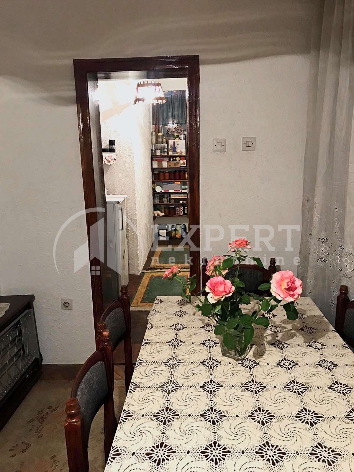 četvorosobna kuća, 180 m2, Moravac, Moravac ID: p-010247 14