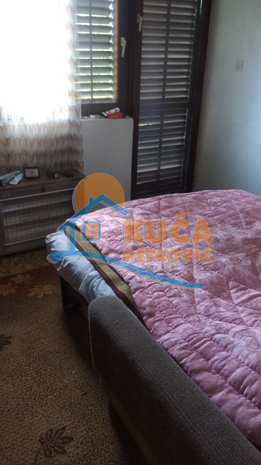 četvorosobna kuća, 183 m2, Ćele kula, Gabrovački put 2. prilaz ID: p-01725 9