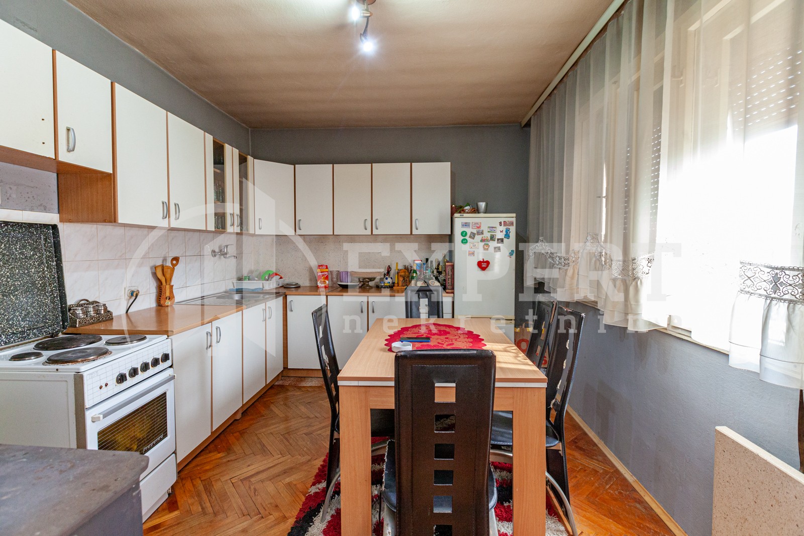 četvorosobna kuća, 200 m2, Crveni krst, Bulevar 12.februar ID: p-05471 6