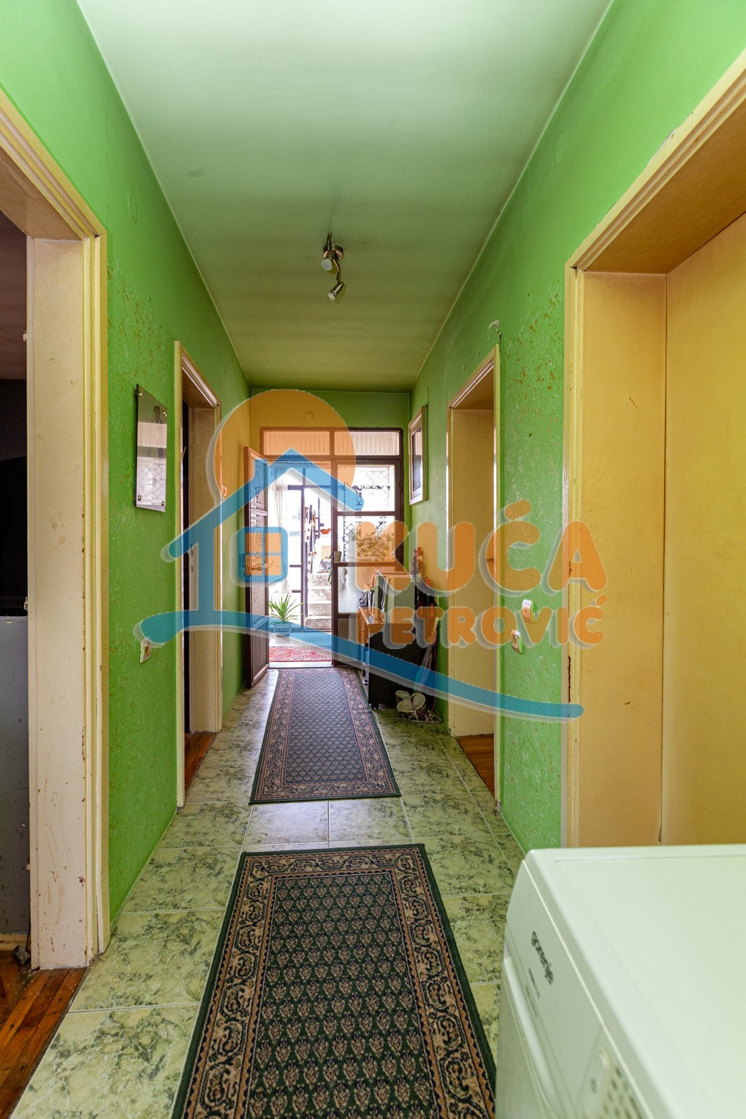 četvorosobna kuća, 200 m2, Crveni krst, Bulevar 12.februar ID: p-05471 12