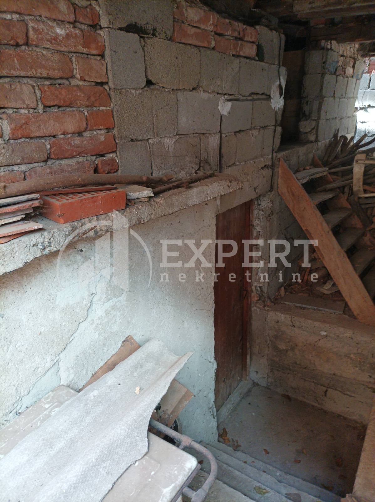 četvorosobna kuća, 200 m2, Đure Đakovića ID: p-011121 11