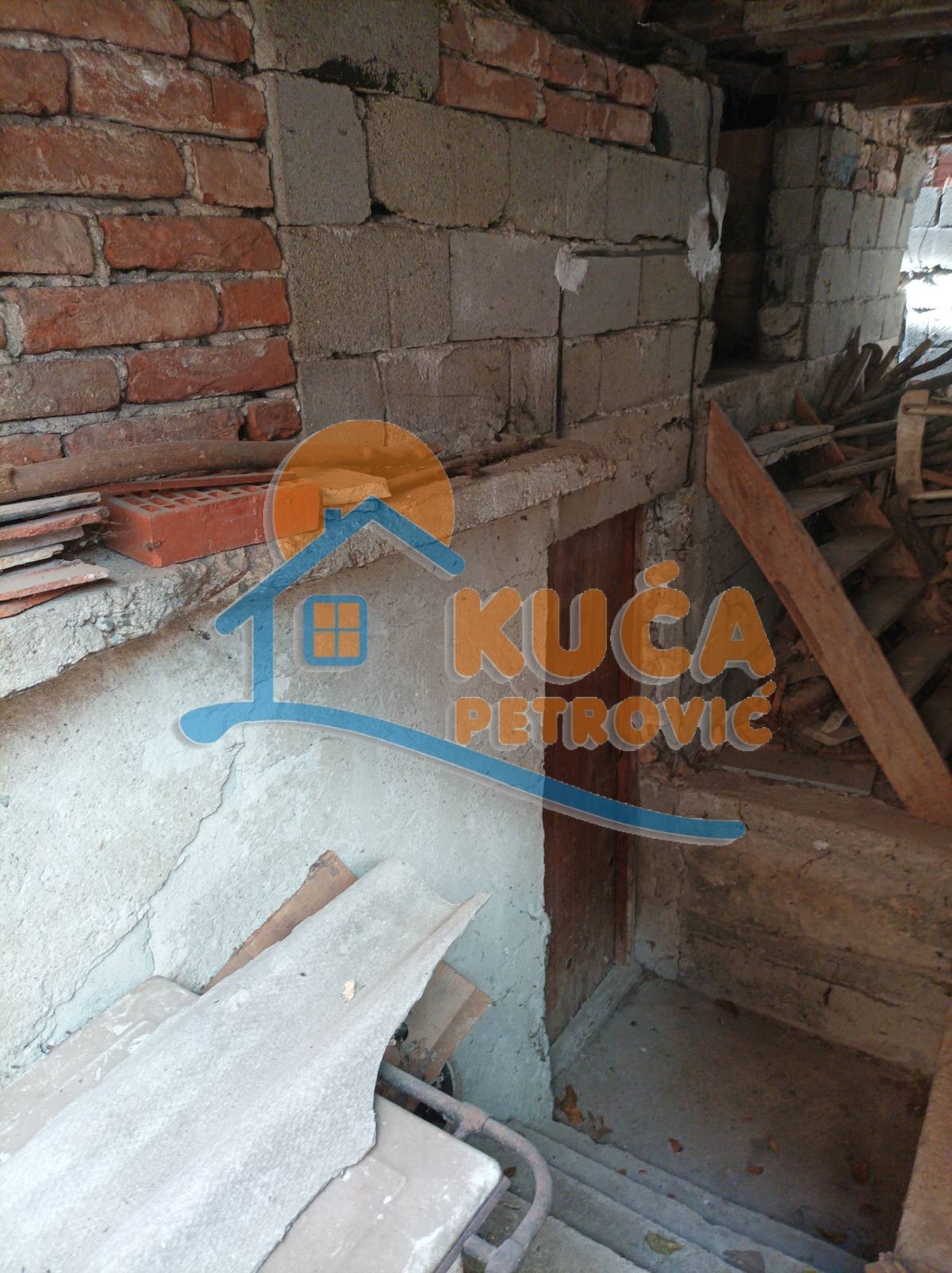 četvorosobna kuća, 200 m2, Đure Đakovića ID: p-011121 11