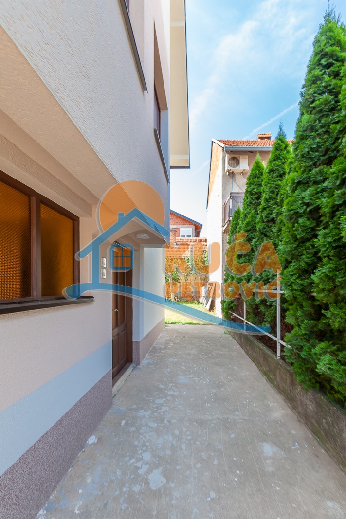 četvorosobna kuća, 200 m2, Trošarina, Ljubomira Nikolića ID: p-09174 14