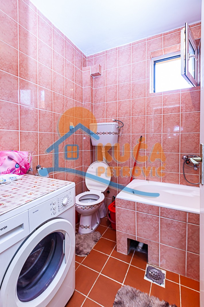 četvorosobna kuća, 204 m2, Durlan, Knjazevačka ID: p-09337 11