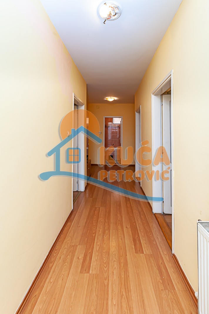 četvorosobna kuća, 204 m2, Durlan, Knjazevačka ID: p-09337 13